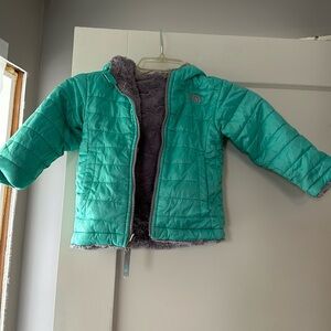 Toddler 1-2 years old winter north face reversible jacket.